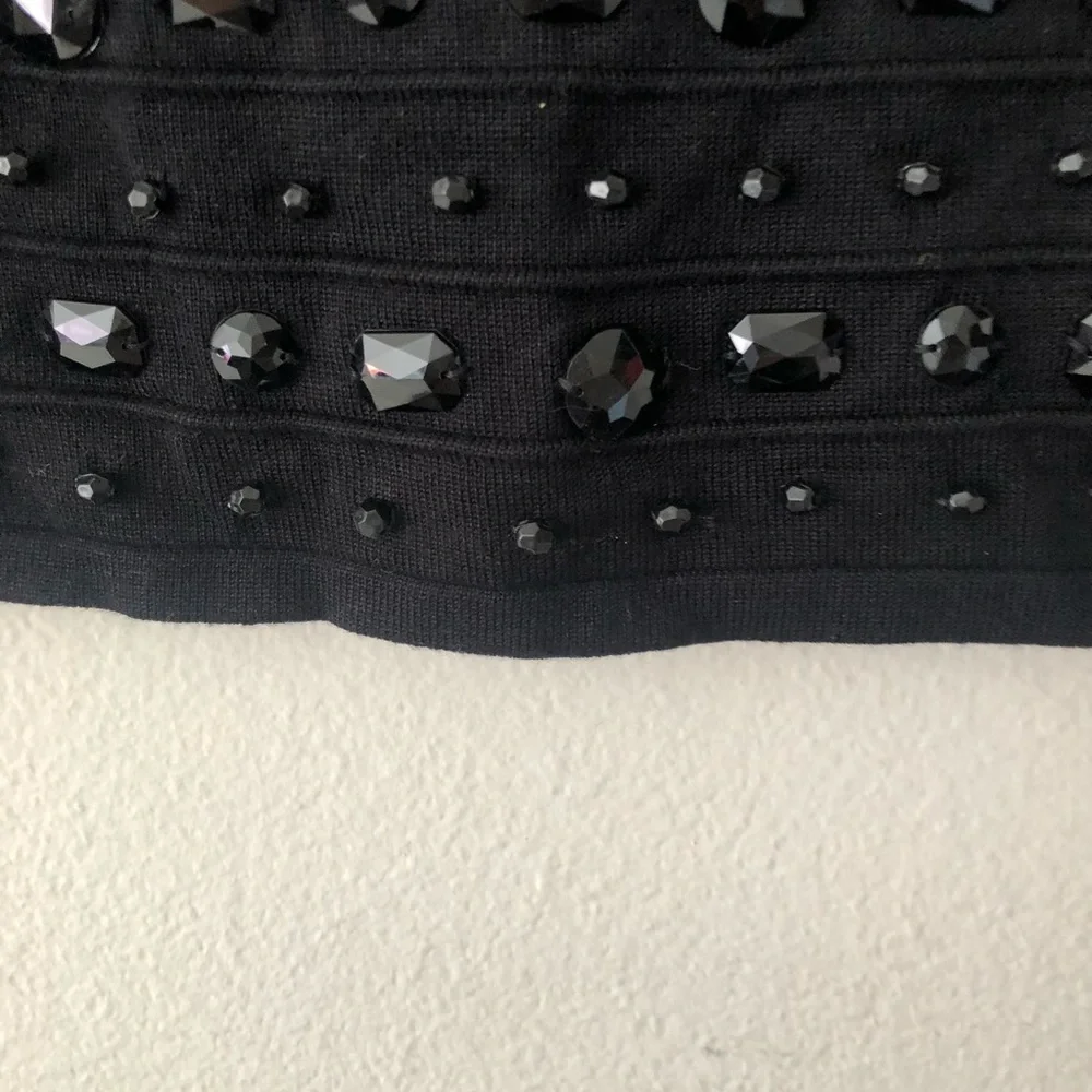 BLACK EMBELLISHED MINI SKIRT.SUZE LARGE - Picture 5 of 8